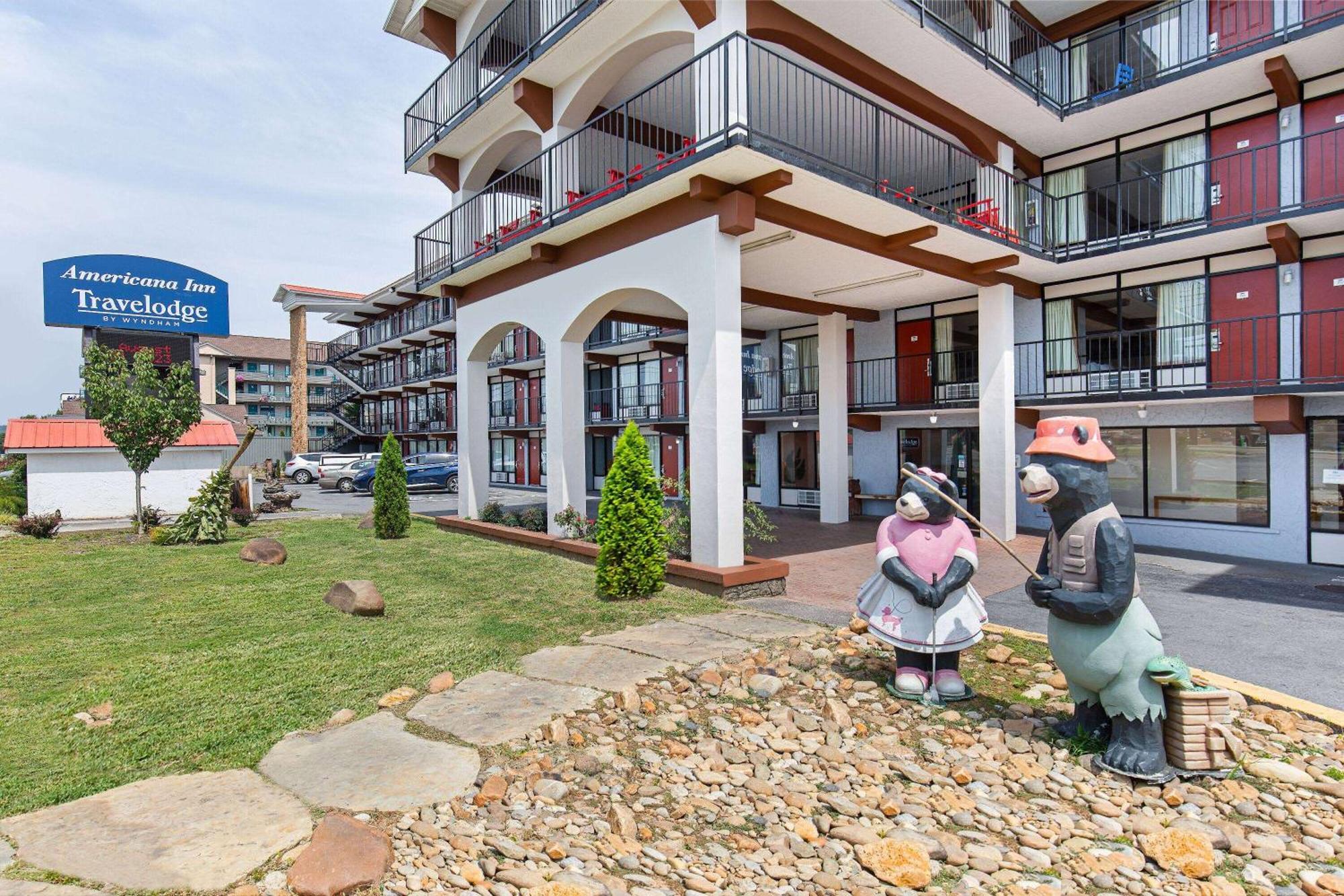 Americana Inn A Travelodge By Wyndham Pigeon Forge Exterior photo